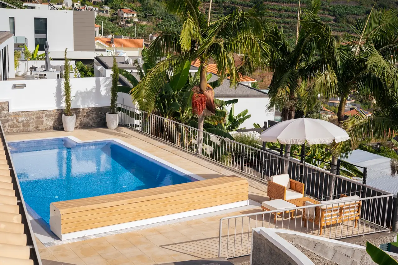 Private pool and sun terrace seen from above, Villa Crossdeira, Arco da Calheta